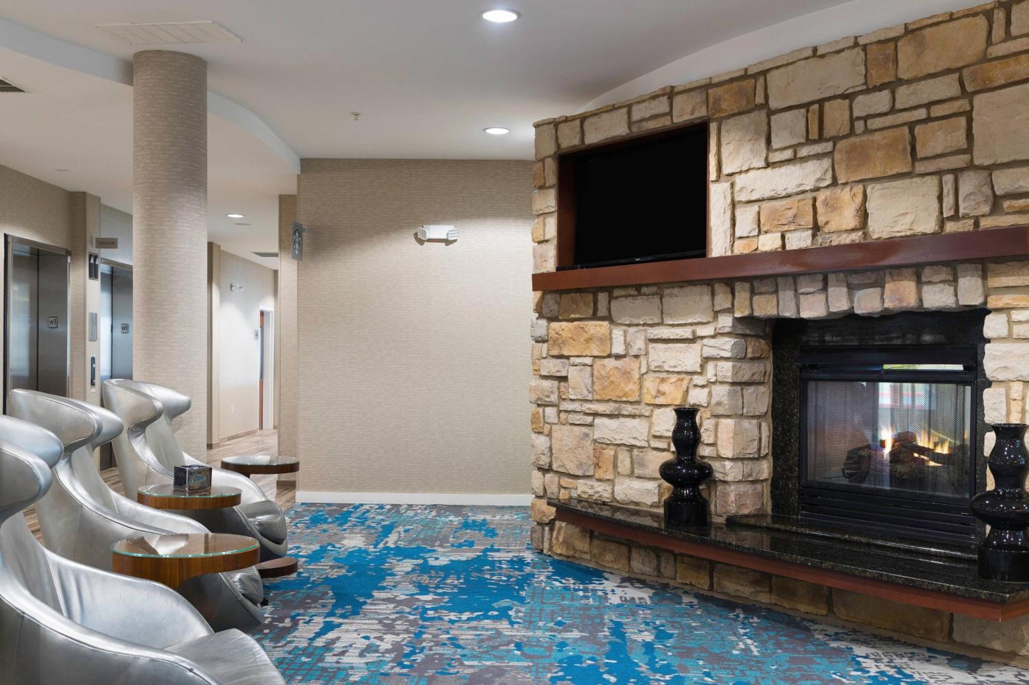 Courtyard By Marriott San Antonio North Stone Oak At Legacy Hotel Exterior foto
