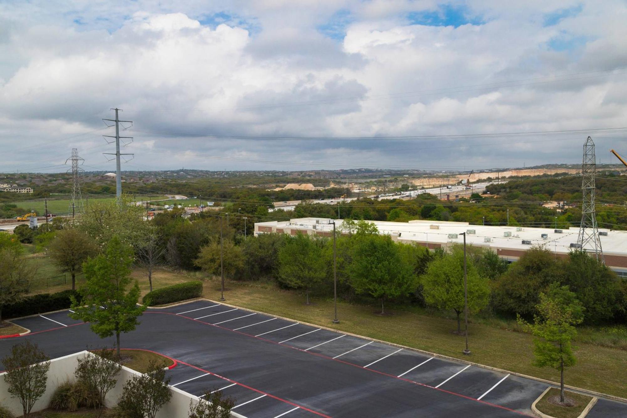 Courtyard By Marriott San Antonio North Stone Oak At Legacy Hotel Exterior foto