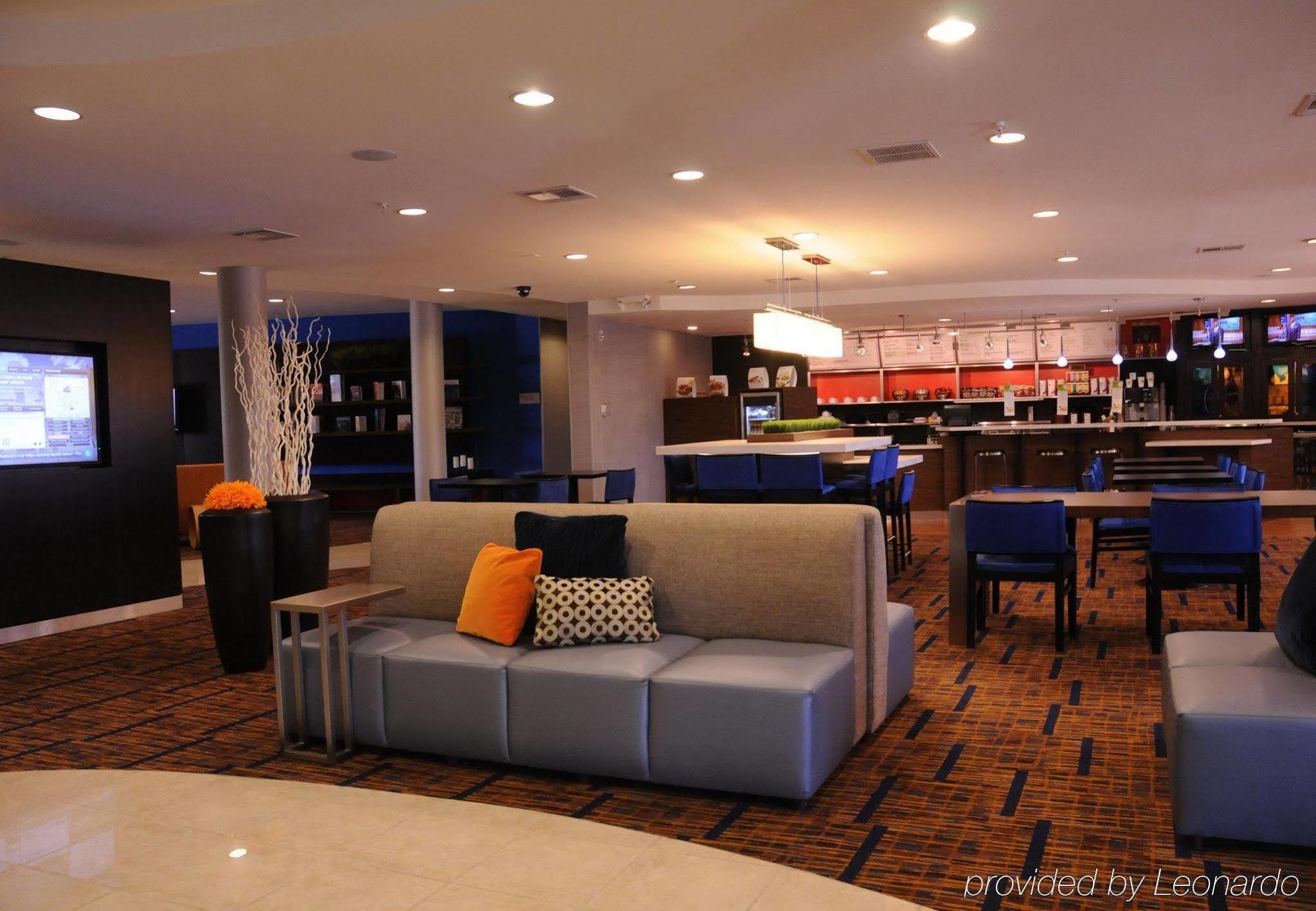 Courtyard By Marriott San Antonio North Stone Oak At Legacy Hotel Exterior foto