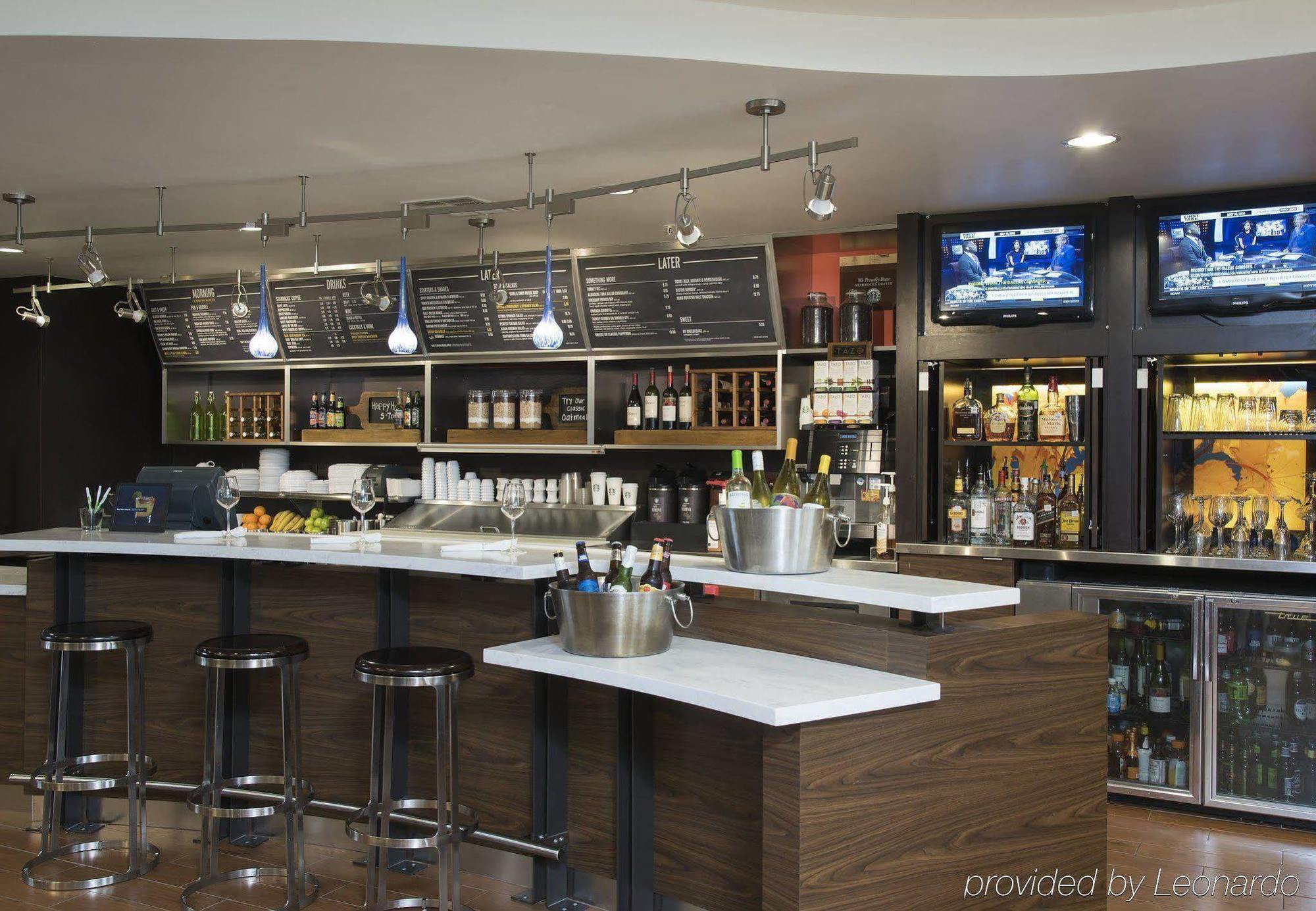 Courtyard By Marriott San Antonio North Stone Oak At Legacy Hotel Exterior foto
